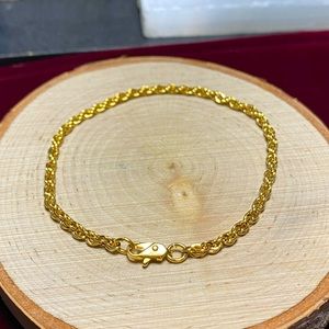 VTG| Gold-tone Spiral Bracelet ✨